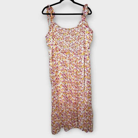 NWT CITY CHIC Trendy Plus Size Delicate Floral Midi Dress Size 24 summer - Picture 3 of 6
